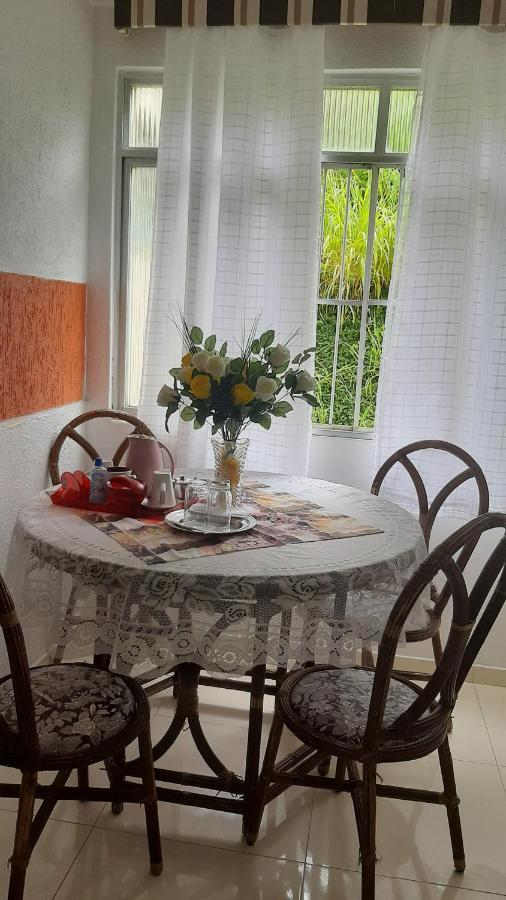 Bem Localizado Apartamento 2 Quartos Orla Rio Vermelho Ha 20 Min Da Barra-Ondina Internet Arcondicionado Salvador Exteriör bild